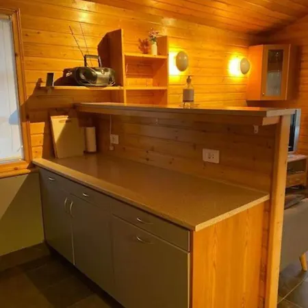 Cozy 2 Bedroom Cottage With Hot Tub Akureyri Exterior photo