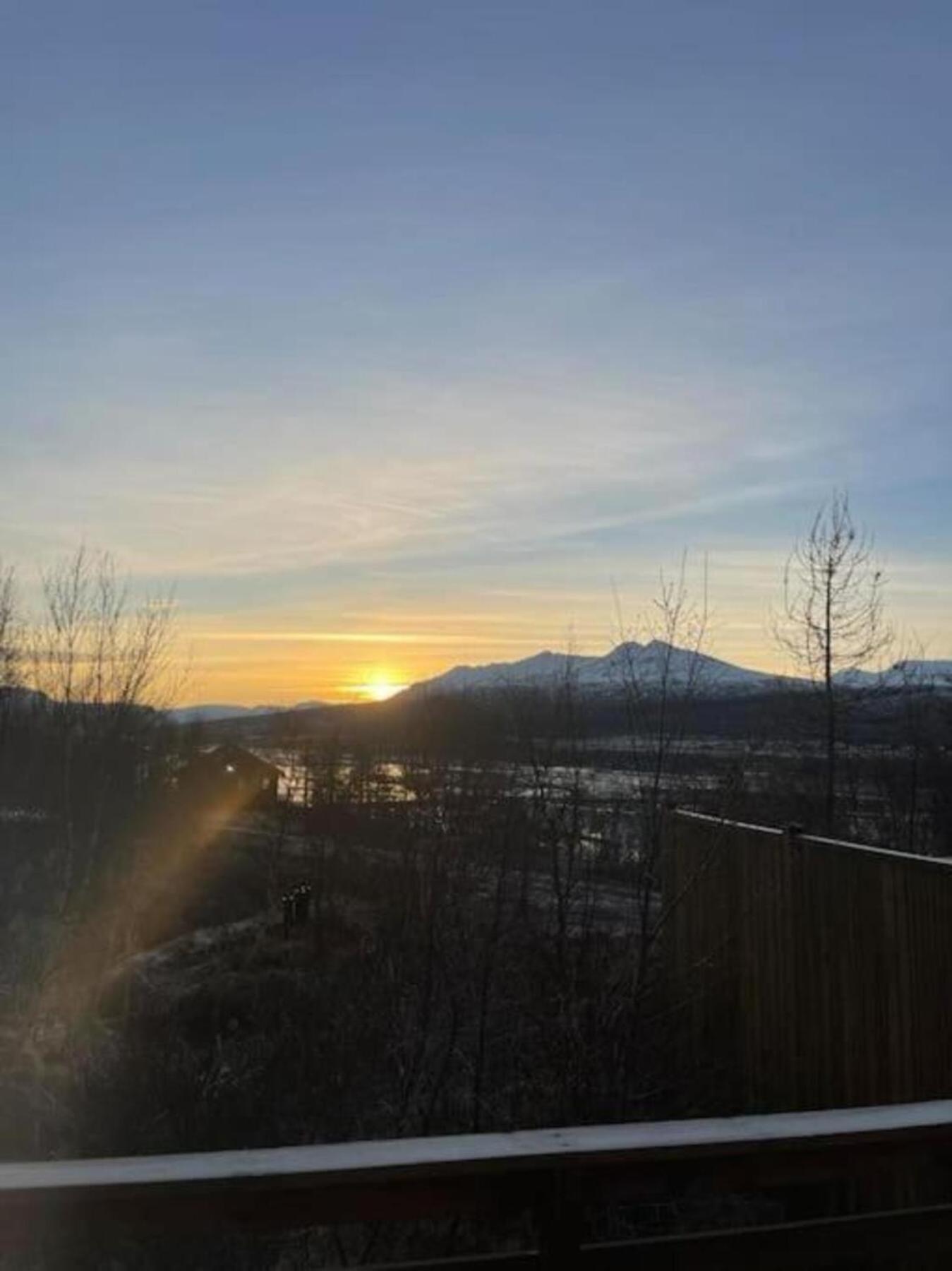 Cozy 2 Bedroom With Hot Tub Akureyri