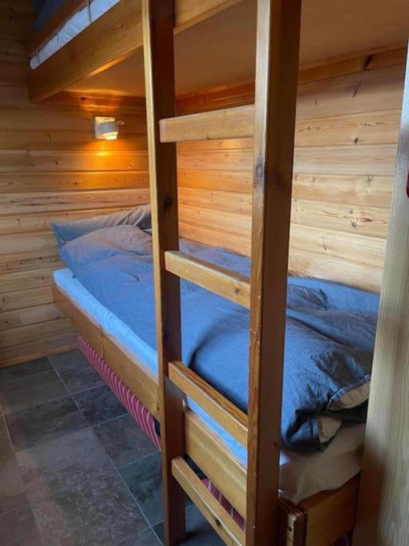 Cozy 2 Bedroom With Hot Tub Holiday home Akureyri